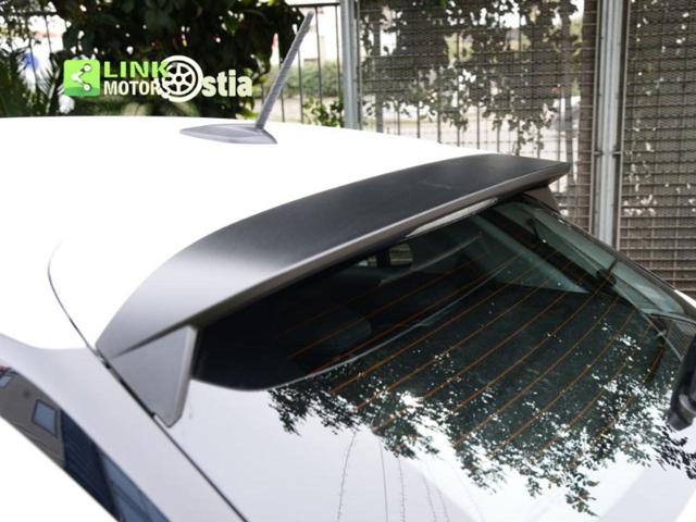 OPEL Corsa usata, con Autoradio