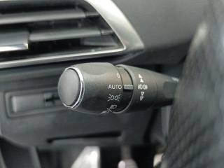 PEUGEOT 3008 usata, con Specchietti laterali elettrici
