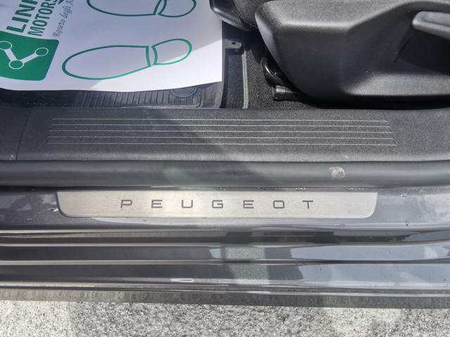 PEUGEOT 308 usata, con Interni in pelle