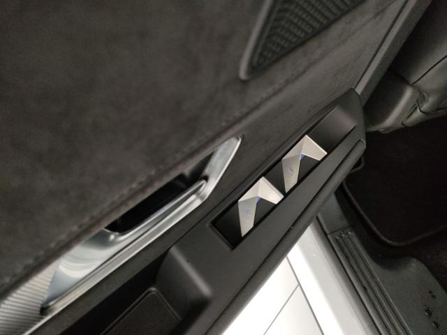 DS AUTOMOBILES DS 7 Crossback usata, con Sedile posteriore sdoppiato