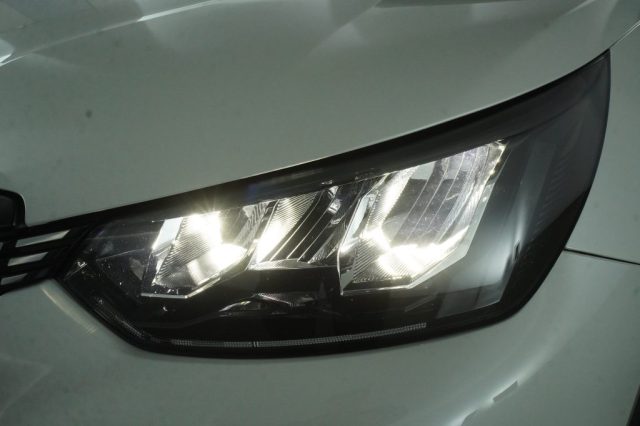 PEUGEOT 2008 usata 16
