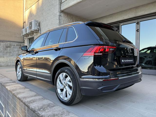VOLKSWAGEN Tiguan usata, con Boardcomputer