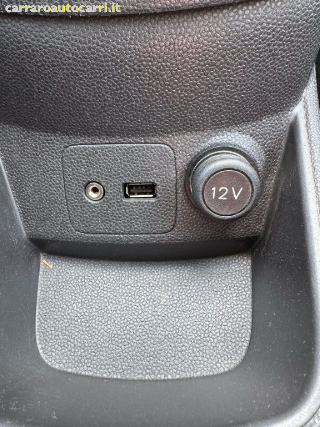 FORD Fiesta usata, con Bluetooth
