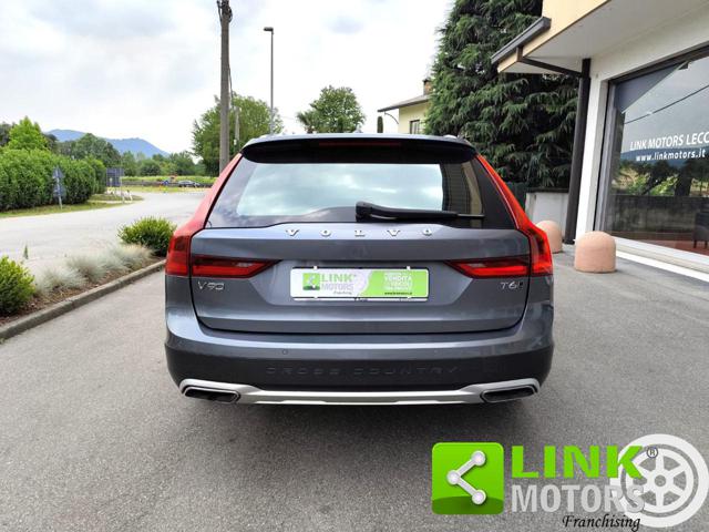 VOLVO V90 Cross Country usata, con Cronologia tagliandi