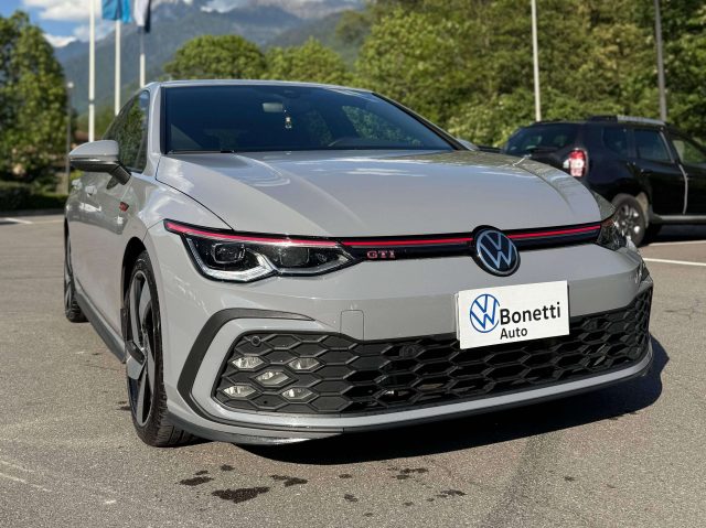 VOLKSWAGEN Golf GTI usata, con Autoradio