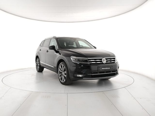 VOLKSWAGEN Tiguan Allspace usata, con Cerchi in lega