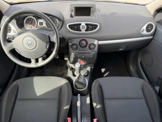 RENAULT Clio usata, con Chiusura centralizzata