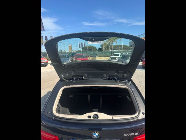 BMW 318 usata, con Servosterzo