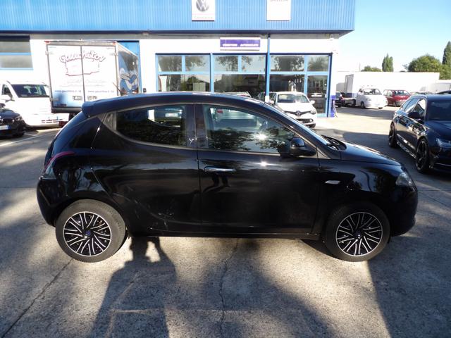 LANCIA Ypsilon usata, con Chiusura centralizzata
