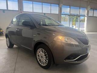 LANCIA Ypsilon usata, con Airbag