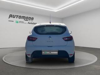 RENAULT Clio usata, con Autoradio