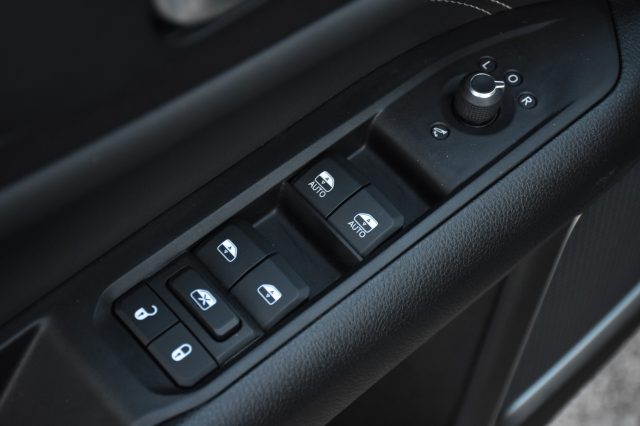 JEEP Compass usata, con Interni in pelle