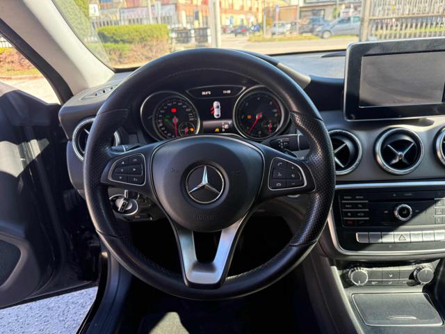 MERCEDES-BENZ CLA 200 usata, con Airbag testa