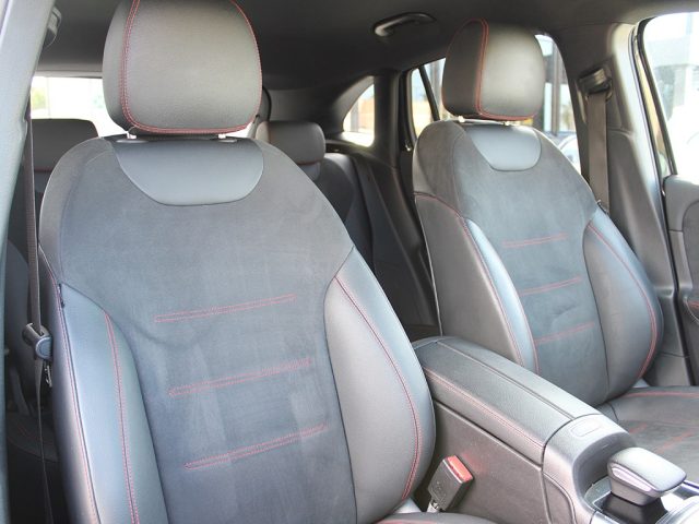 MERCEDES-BENZ GLA 200 usata, con Cruise Control