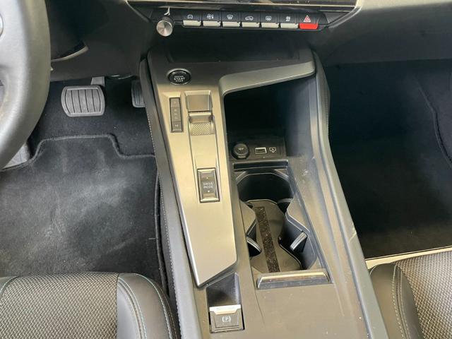 PEUGEOT 308 usata, con Servosterzo