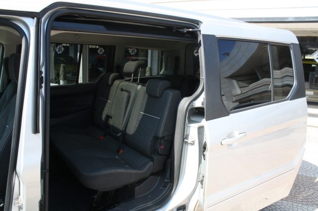 FORD Tourneo Connect usata, con Servosterzo