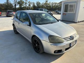 VOLKSWAGEN Golf usata 2