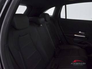 MERCEDES-BENZ GLA 200 usata 10