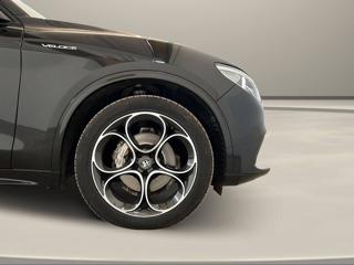 ALFA ROMEO Stelvio usata, con Specchietti laterali elettrici