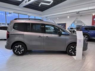 NISSAN Townstar usata, con Fendinebbia