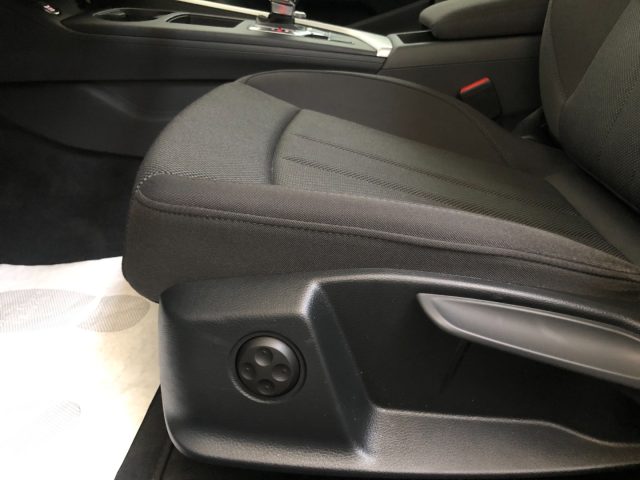 AUDI A4 usata, con Volante in pelle