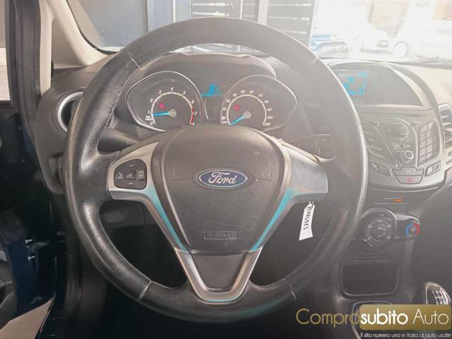 FORD Fiesta usata, con Bluetooth