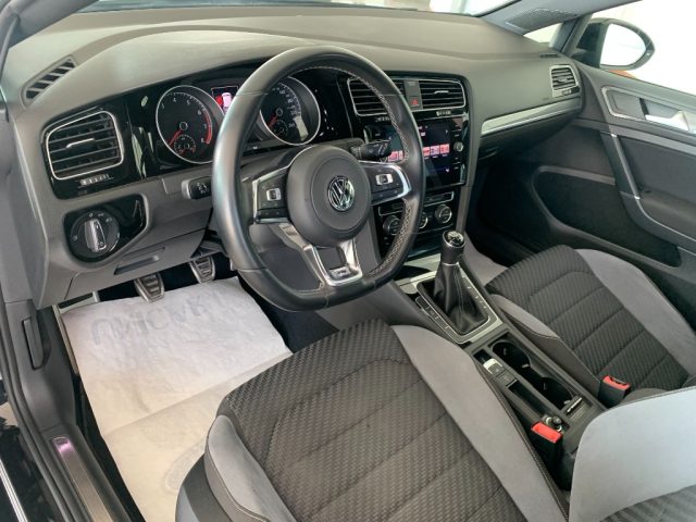 VOLKSWAGEN Golf usata, con ESP