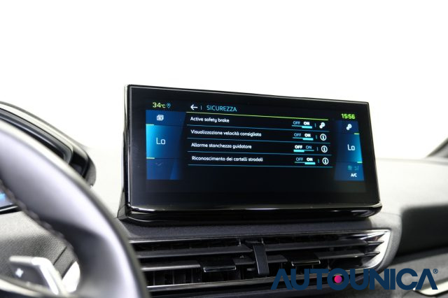 PEUGEOT 3008 usata, con Bracciolo