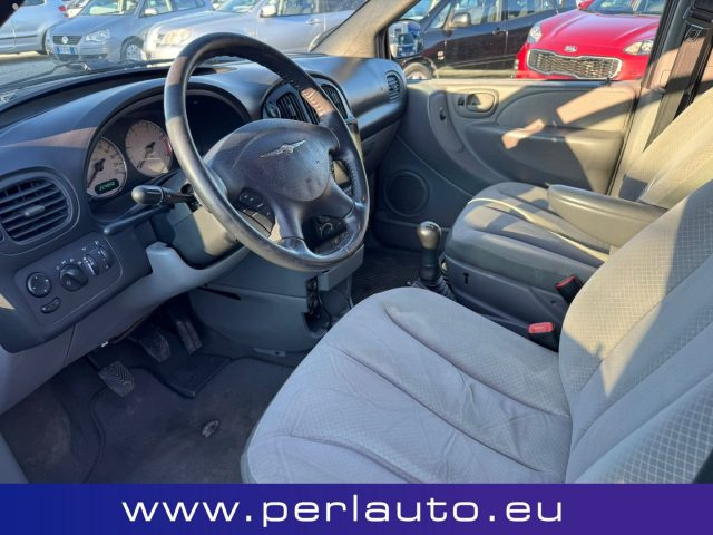 CHRYSLER Voyager usata, con Cerchi in lega