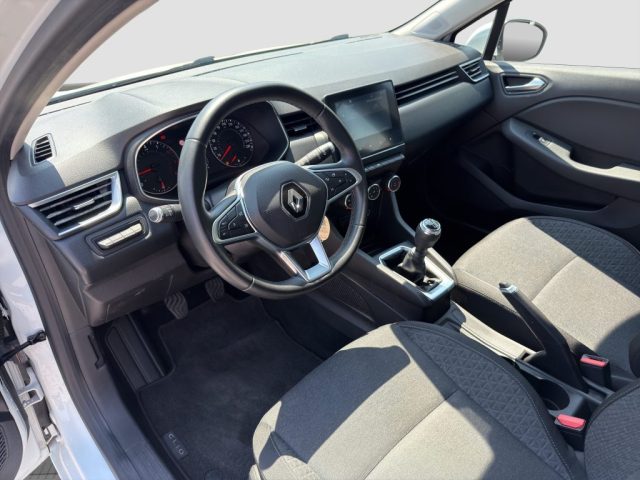 RENAULT Clio usata 8