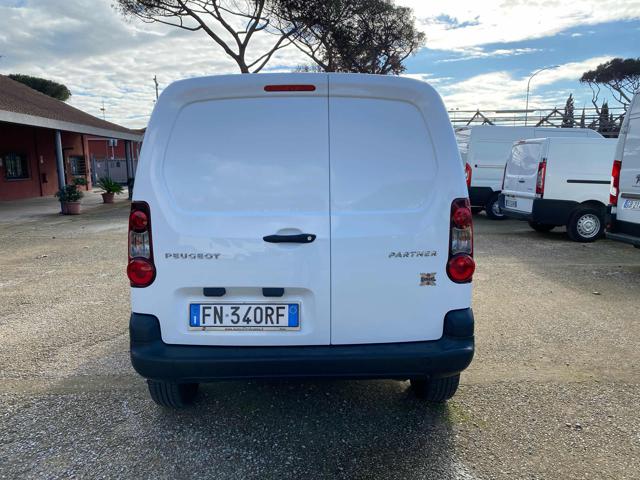 PEUGEOT Partner usata, con Autoradio