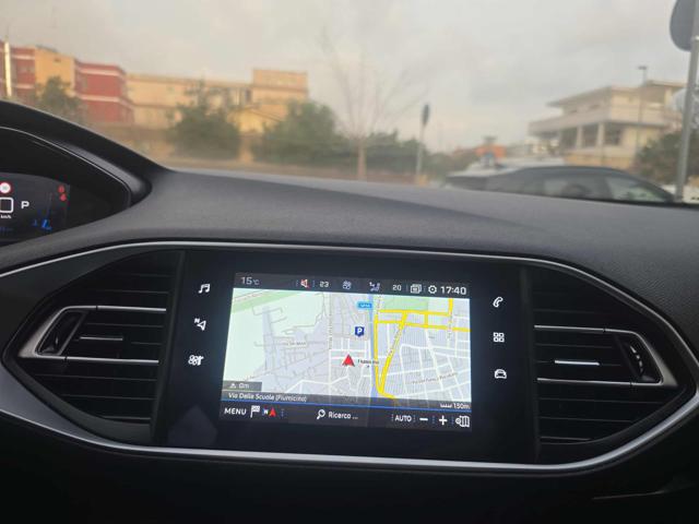PEUGEOT 308 usata, con Park Distance Control