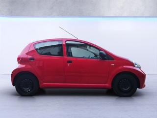 TOYOTA Aygo usata 18