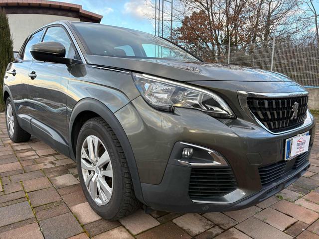 PEUGEOT 3008 usata, con Airbag