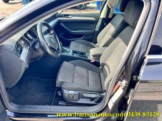 VOLKSWAGEN Passat Variant usata, con Alzacristalli elettrici