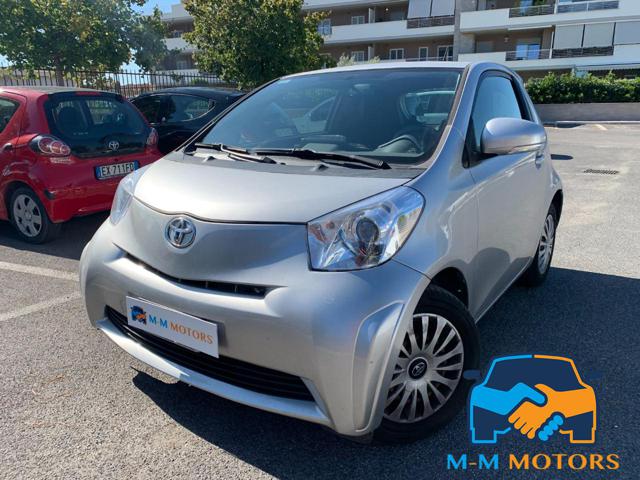 TOYOTA iQ usata, con ABS