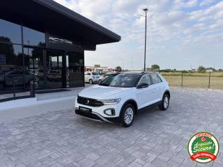 VOLKSWAGEN T-Roc 1.0 TSI RESTYLING ANCHE PER NEOPATENTATI