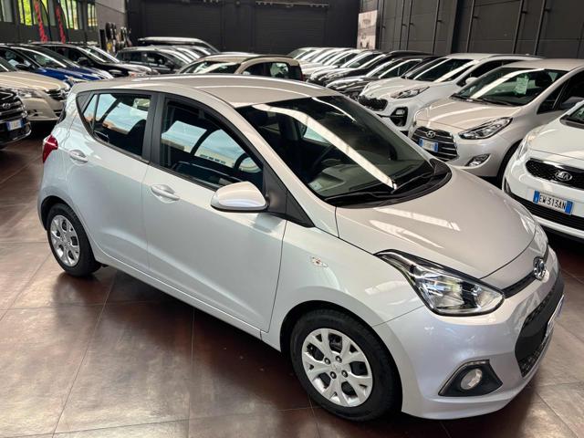 HYUNDAI i10 usata, con Controllo trazione