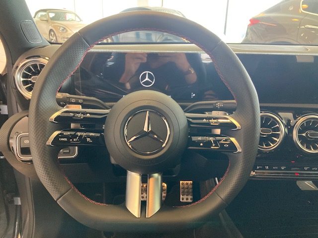 MERCEDES-BENZ A 250 usata, con Volante in pelle