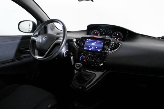LANCIA Ypsilon usata, con Controllo trazione