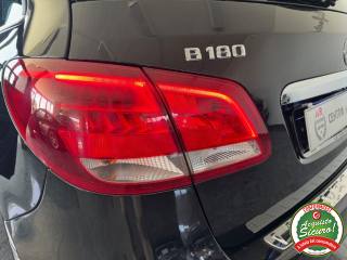 MERCEDES-BENZ B 180 usata, con Sedili sportivi
