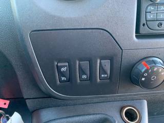 OPEL Movano usata, con MP3