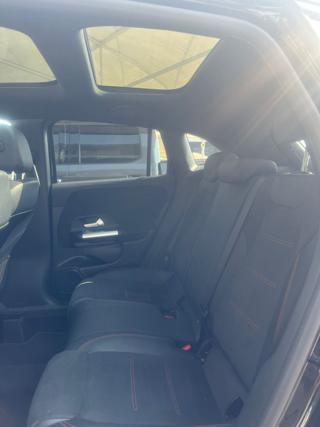 MERCEDES-BENZ GLA 200 usata, con Controllo automatico clima