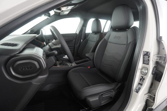 JEEP Avenger usata 8