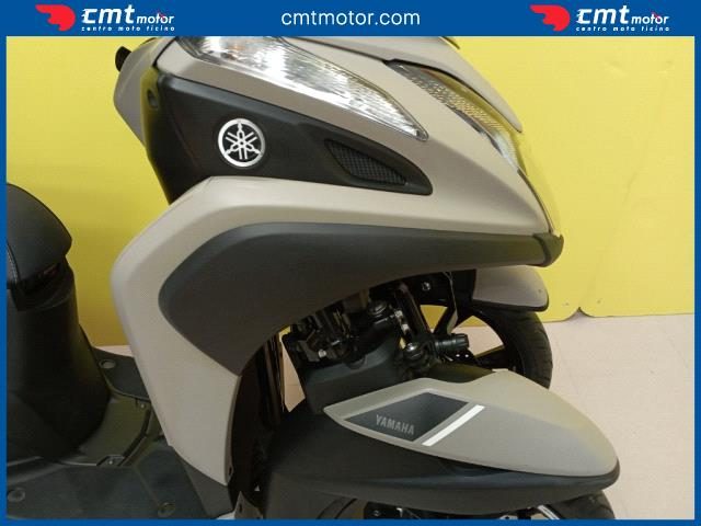 YAMAHA Tricity 155 usata 9