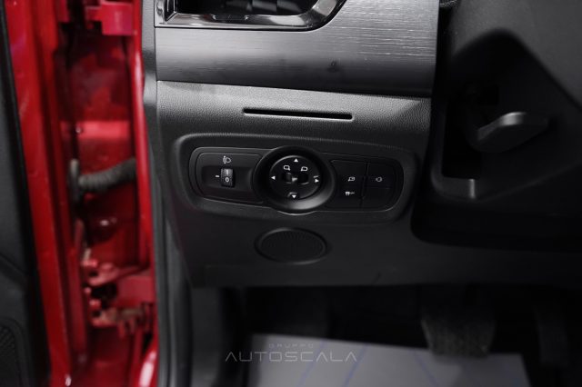 DR MOTOR DR 3.0 usata, con Chiusura centralizzata