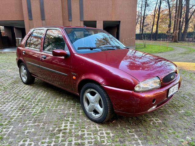 FORD Fiesta usata, con Sedile posteriore sdoppiato