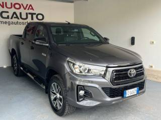 TOYOTA Hilux usata, con Autoradio