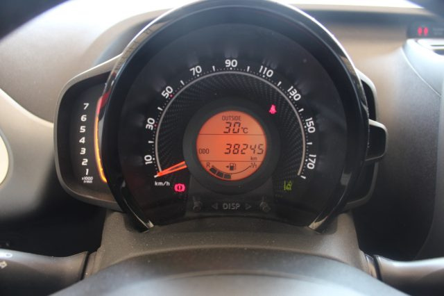 TOYOTA Aygo usata, con Controllo elettronico della corsia