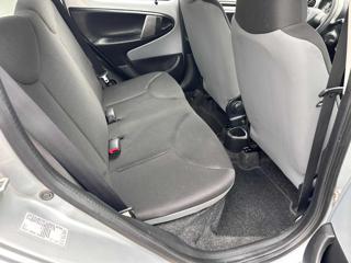 TOYOTA Aygo usata 15